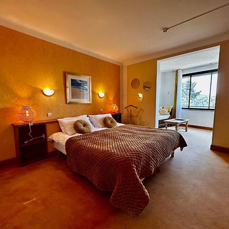 L'Oustal Del Barry Hotel Najac Exterior photo