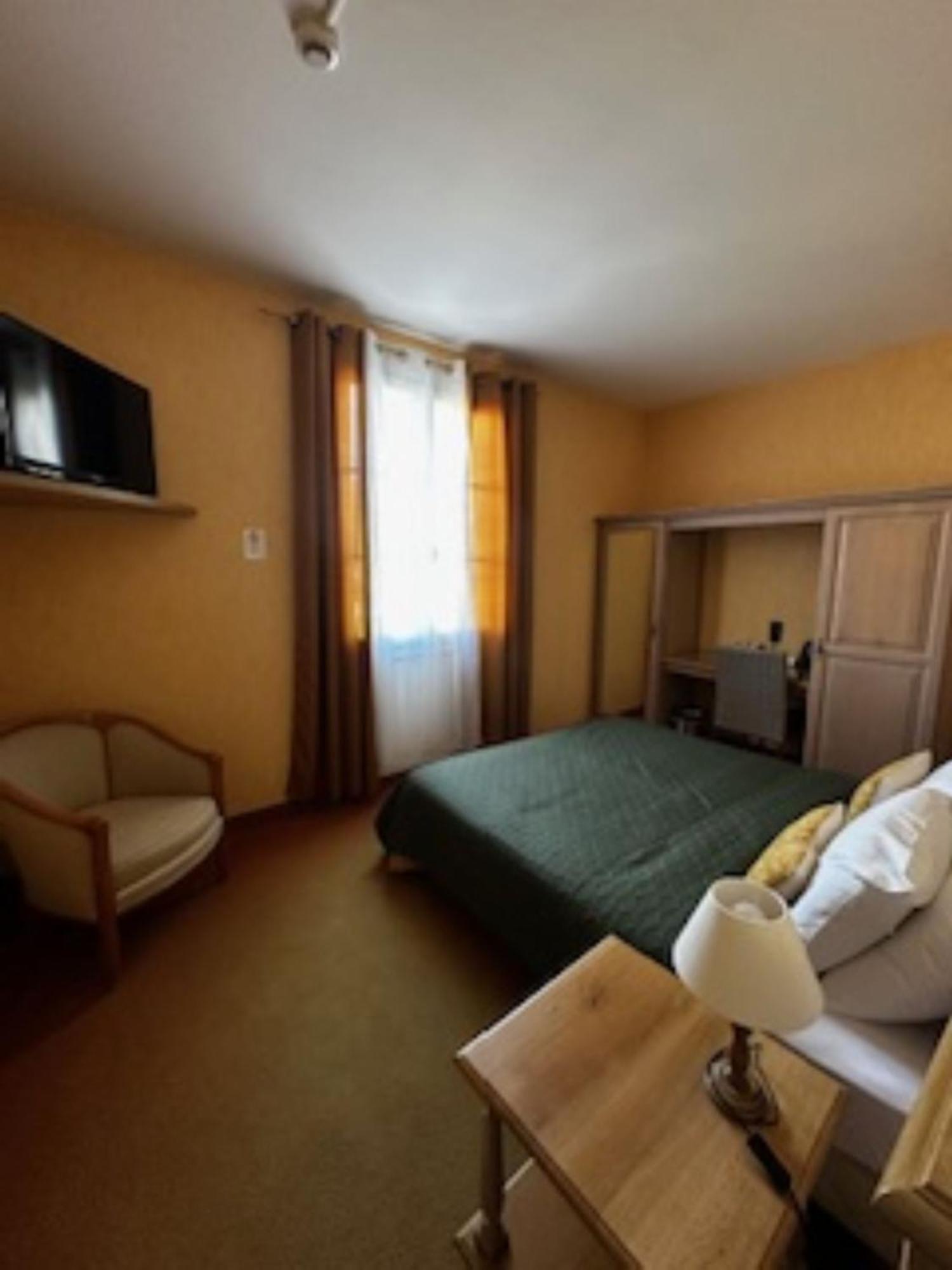 L'Oustal Del Barry Hotel Najac Exterior photo