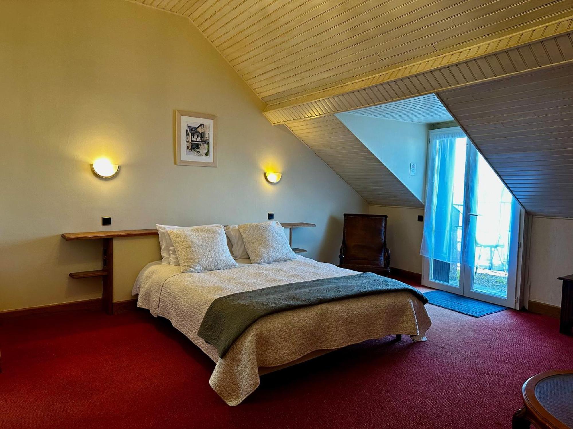 L'Oustal Del Barry Hotel Najac Exterior photo